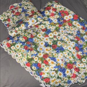 Cuddledown 3-Piece Quilt Pillow Shams Set Floral Daisies Poppy Queen Full Cotton